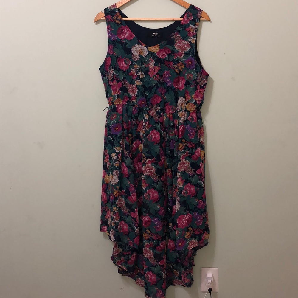 Flowy Foral Salsa Dress (Plus Size)